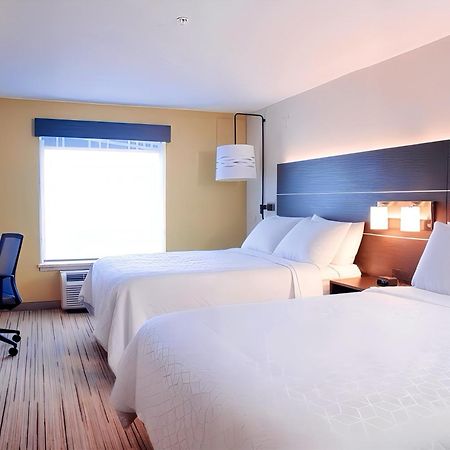 Holiday Inn Express Hotel & Suites Chester By Ihg Exterior foto